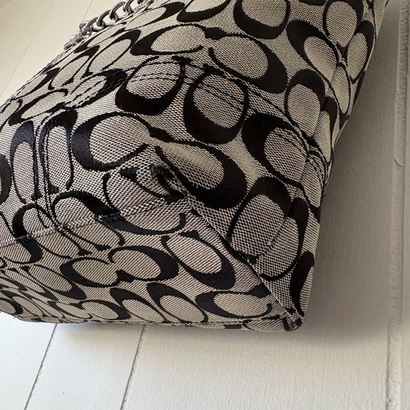 Coach Signature Hadley Tote Bag - Picture 6 of 12